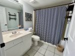 Attached Master Bathroom - Tub/Shower